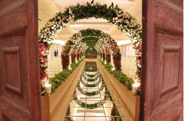Decoração de casamento romântica feita por Alessandro Gemus